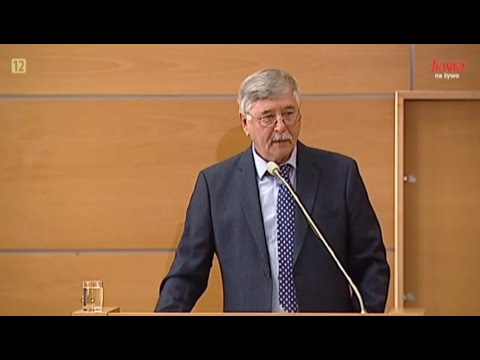 W AKSiM w Toruniu trwa konferencja naukowa z cyklu "Współczesne wyzwania polityki gospodarczej"