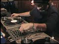 http://www.djtutor.com/mixing1 
using two toons i do two mixes , the second had more time spent on fine tuning to get a better smoother mix