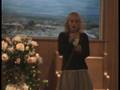 videos de Mackenzie Chacon - Tomorrow