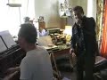 guinguelvetunderground moins quelques jours... premi�re r�p�tition de simon gerber et gaspard glaus devant le regard �mu del padrino sarclo(ne)
http://www.guinguelvet.ch