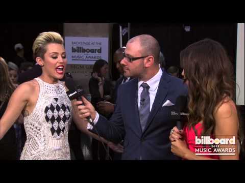 Miley Cyrus Artist Name Backstage at the Billboard Music Awards 2013