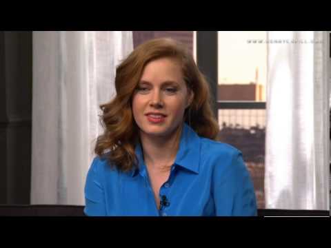 Amy Adams - Amy Adams answers a question about what it was like to kiss Henry Cavill in the Man of Steel at the Yahoo Q & A Man of Steel event.