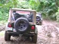 LA CABRA ALBINA EN PASADIA 4X4 EN EL RIO 093.AVI