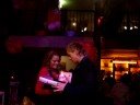 Beeldhouwen, Boekrelease Kim Moelands, overhandiging beeld