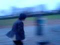 videos de Max tackles the leaves of death