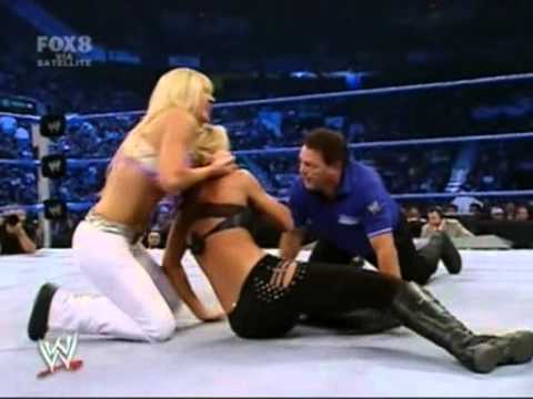 SD 05-11-07 Jillian Hall vs Michelle McCool