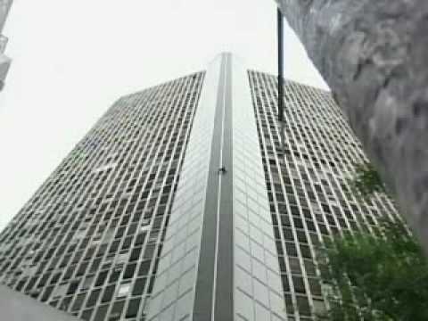 Reali Life Spiderman in Brazil Tower stunt Video