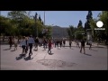 Los griegos retoman la palabra con más angustia que esperanza