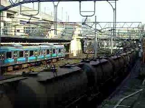 EF81牽引 貨物列車
