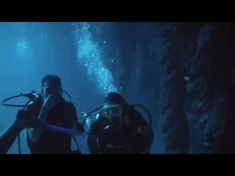 The Great Blue Hole, Belize - Diving 6 July 2010