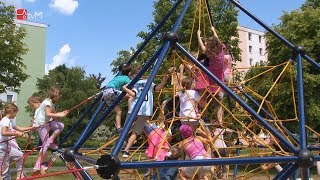 Nové hřiště pro malé horolezce