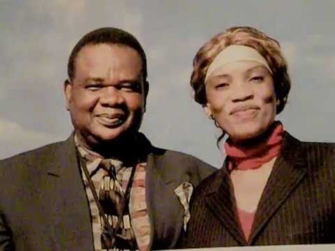 MUZICA LOKOLÉ Dr. Léopold KUMBAKISAKA ZAÏKO LANGA LANGA DANS ERRARE HUMANUM ESTE MUZICA LOKOLÉ Dr. Léopold KUMBAKISAKA ZAÏKO LANGA LANGA DANS ERRARE HUMANUM ESTE