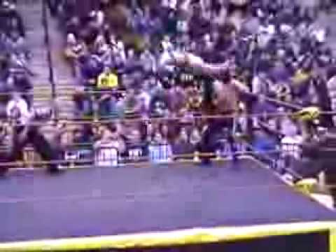 Sonjay Dutt vs Roderick Strong