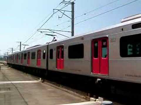 ３０３系 （６両）（0464C）（K02） 【九大学研都市駅】
