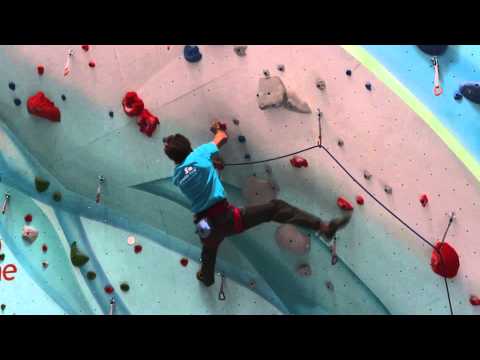 Sender One Grand Opening // Chris Sharma sends 5.14b.