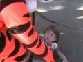 videos de The Happiest Place in the World
