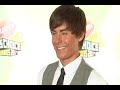 Zac Efron - Teen Magazine at the Kids Choice Awards