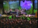 מתוך המופע בפסטיבל עין-גב 2002 ארצנו הקטנטונת-משירי שנות החמישים בהפקת המועצה האזורית עמק הירדן בשיתוף ערוץ 1 ורשת ג'. עורכת עפרה הלפמן.