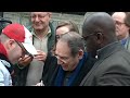 jean paul belmondo pour ses 80 ans � paris le 10 avril 2013 au studio gabriel pour enregistrer l'�mission.