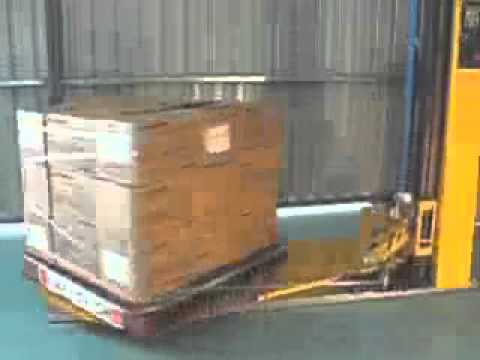 Wrapping pallets with stretch tape Video Image