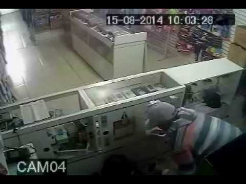 ASSALTO LOJA CENTRO DE COTIA AJUDEM A DIVULGAR O VIDEO
