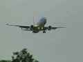 thomsonfly   boeing 737 800   on finals for manchester