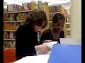 Katell et Aminata enqu�tent � la bibli