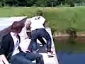 Gijs en Iris in het water