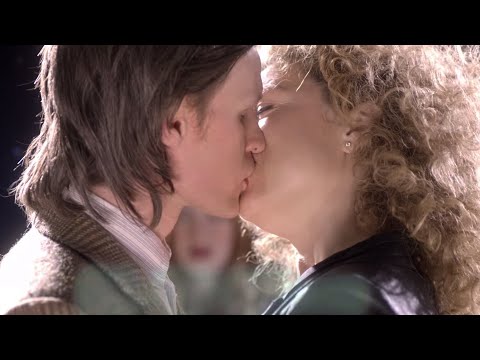 who - Amy and Rory regroup with River and the Doctor. River tries to convince the Doctor that this frozen timeline is acceptable and that he does not have to die, ...