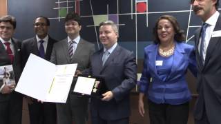 VÍDEO: Governador é agraciado com a Comenda da Ordem do Mérito da Advocacia Pública
