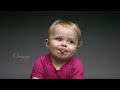 The First Taste, meraviglioso corto di bambini al primo assaggio di cibi particolarmente saporiti (olive, acciughe, limoni, cipolla ecc) http://www.youtube.com/watch?v=eNdot9X6BAA