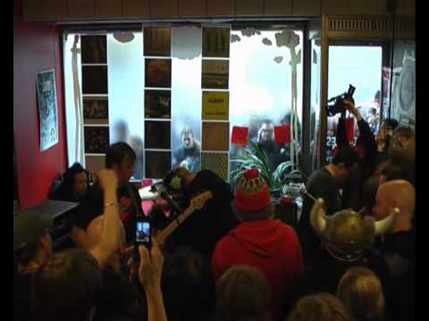 Youtube-videoupotus, klikkaa nähdäksesi!