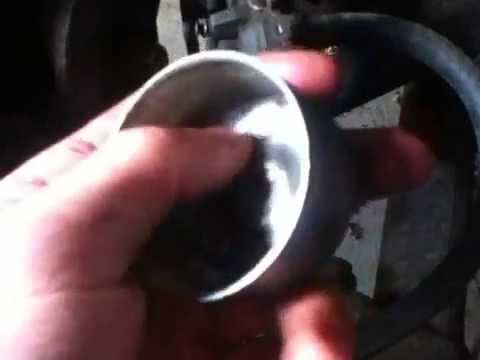how to drain snowblower carburetor