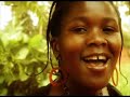 Olikomeyo - Sarah Ndagire (music video) Olikomeyo - Sarah Ndagire (music video)
