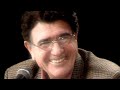 «رُباعیات خـیـّـام» با آواز مُـحـمـد رضـا شـجـریان و صدای‌ احـمـد شـامـلـو (ای کاش که جای آرمـیـدن بودی / یا این ره دور را رسـیـدن بودی)
http://www.youtube.com/watch?v=eTCGEtsk4IU
https://balatarin.com/permlink/2012/4/7/2987389musi