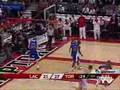 Andrea Bargnani Dunks!