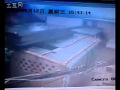 「逃學衰龍」想翹課竟4度踩破屋頂