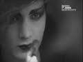 Compilation of clips found on YouTube featuring wavers, goths and Gruftis in the 80's and early 90's. I do not own any of these clips, though the background music is my own. Visit: www.otranto-archive.de www.farblos-musik.de
