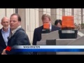 Raw Video: Goodell, Smith Arrive for Talks