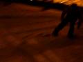 videos de Snowboarder jumps off parking ramp