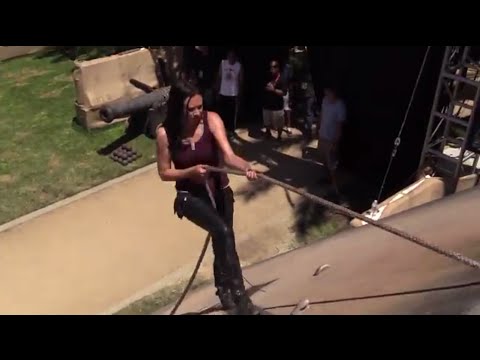 We Take On The Assassin's Creed SDCC Parkour Course!