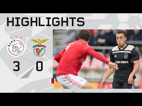 Highlights Ajax O19 - Benfica O19 (Youth League)