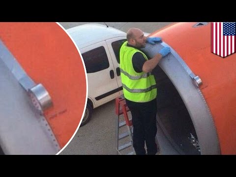 Airplane scare: easyJet tapes up engine moments before takeoff in viral photo – TomoNews