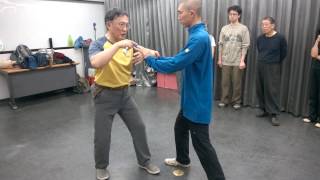 以胯動出擊