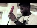 Usher on Shoes