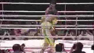 มวยปล้ำหญิง จาก wwe แบบตะลุมบอลคับ