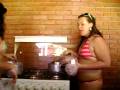 Cozinhando com Lu Bia e Tay