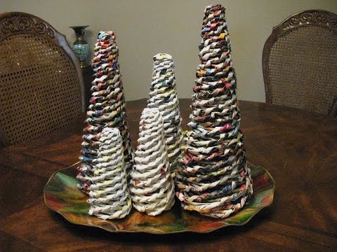 how to newspaper christmas tree