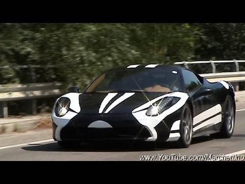 video auto ferrari 458 italia