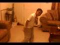 my nephew doin tha stanky leg!